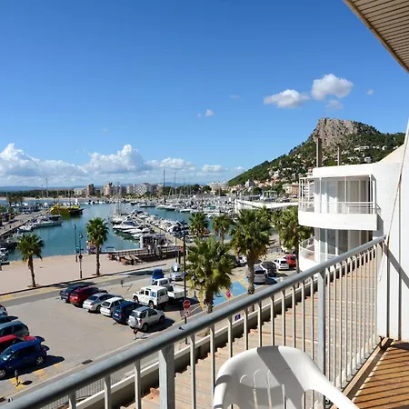 In Spain With Beachfront & Pool Access