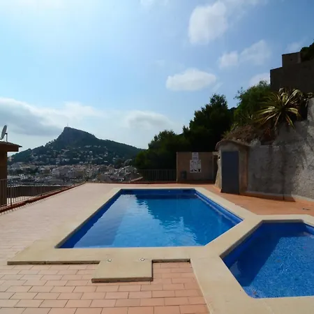 In Spain With Beachfront & Pool Access * 埃斯塔蒂特
