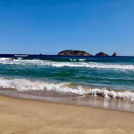In Spain With Beachfront & Pool Access